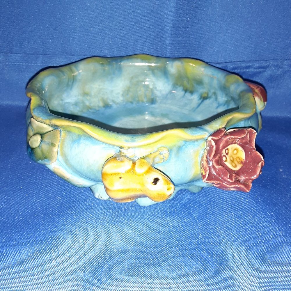 Unique Vintage Majolica Pottery Footed Bowl or Planter Applied Frogs & Flowers